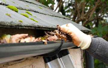 gutter cleaning Spencers Wood, Berkshire